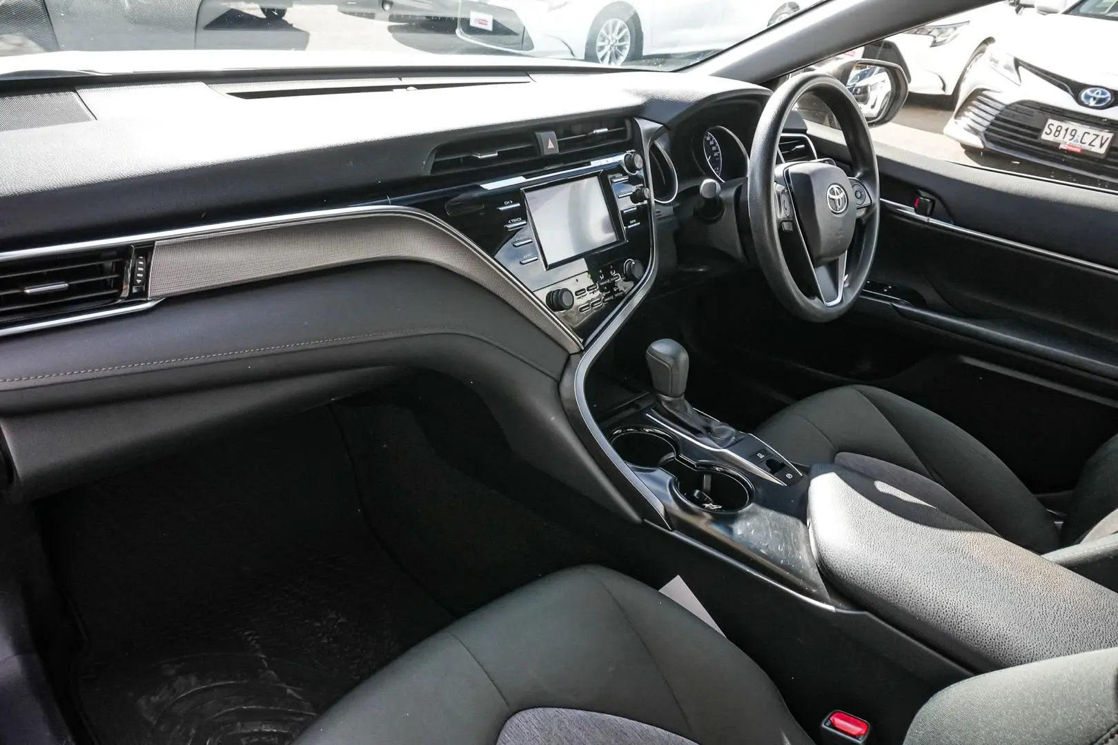2018 Toyota Camry Gallery Image 10