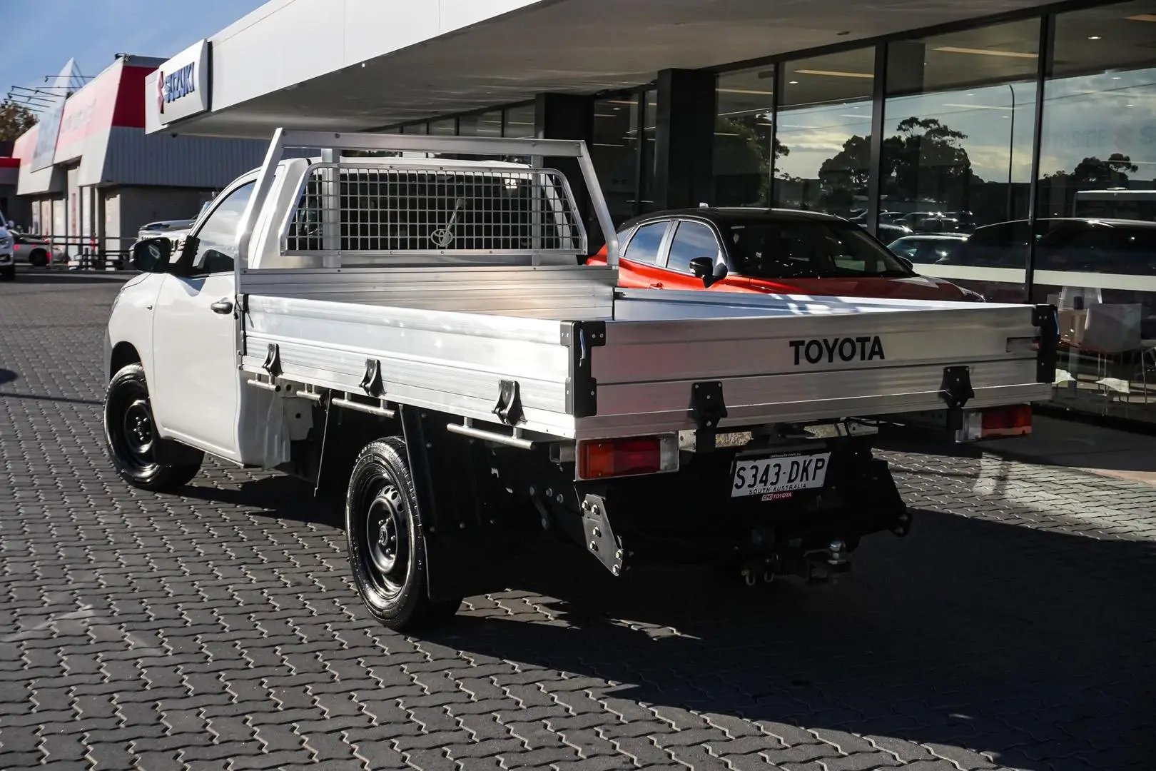 2021 Toyota Hilux Gallery Image 3