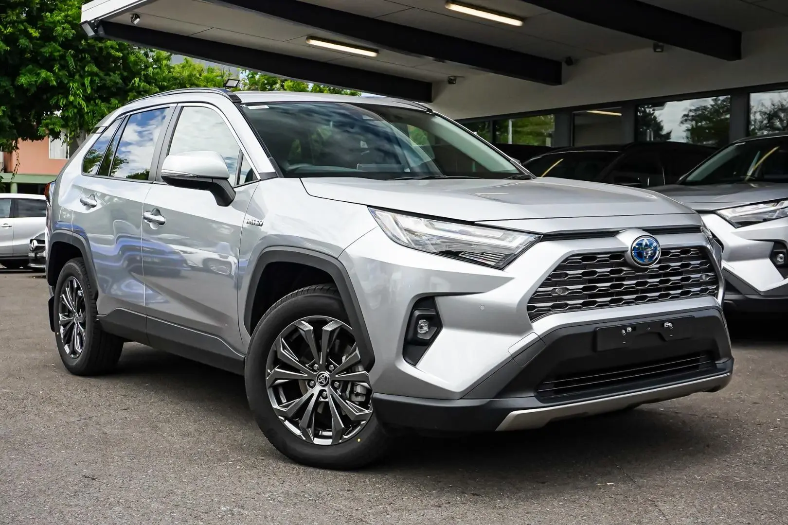 2022 Toyota RAV4 Gallery Image 2