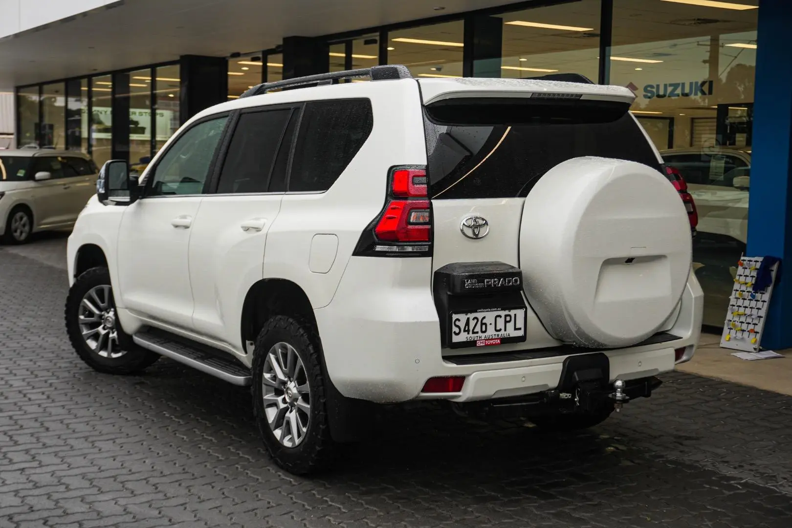 2019 Toyota Landcruiser Prado Gallery Image 3