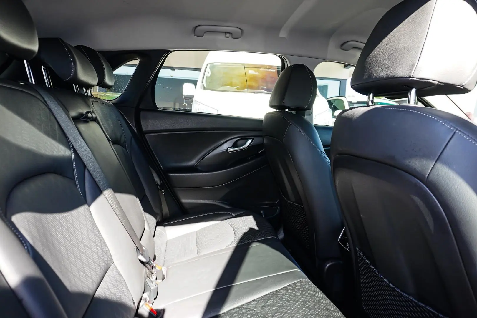 2023 Hyundai i30 Gallery Image 7