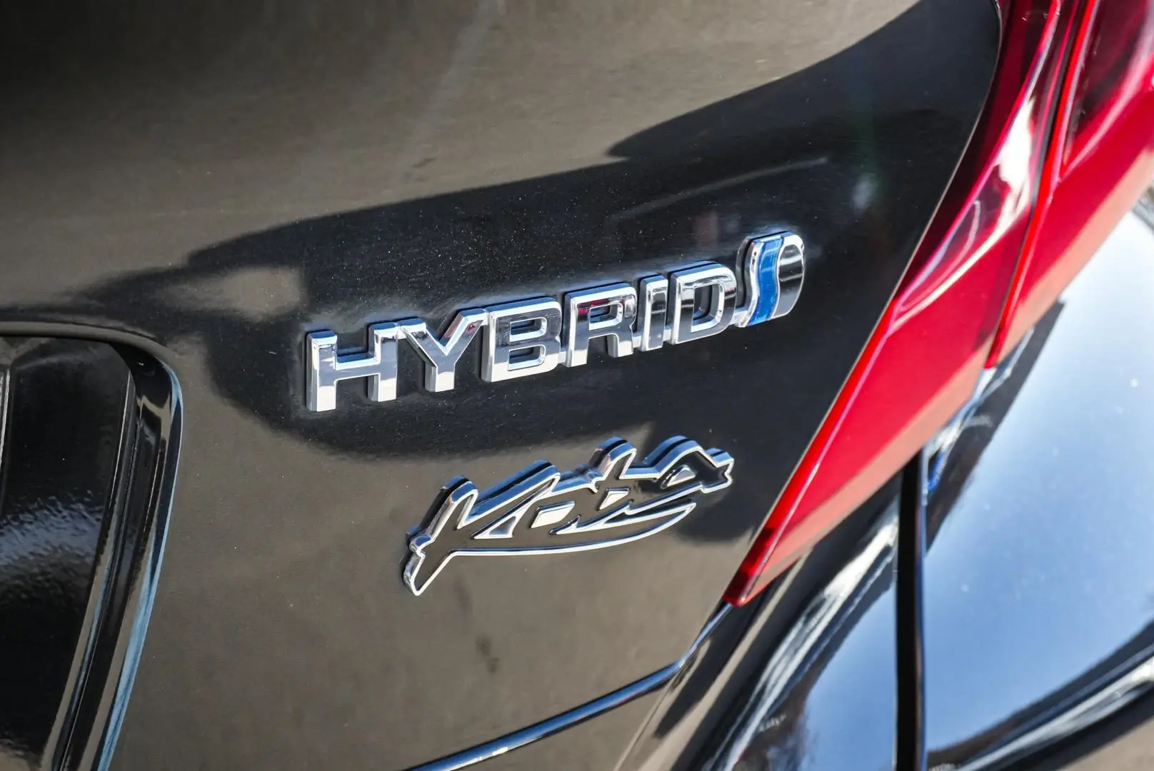2023 Toyota C-HR Gallery Image 16