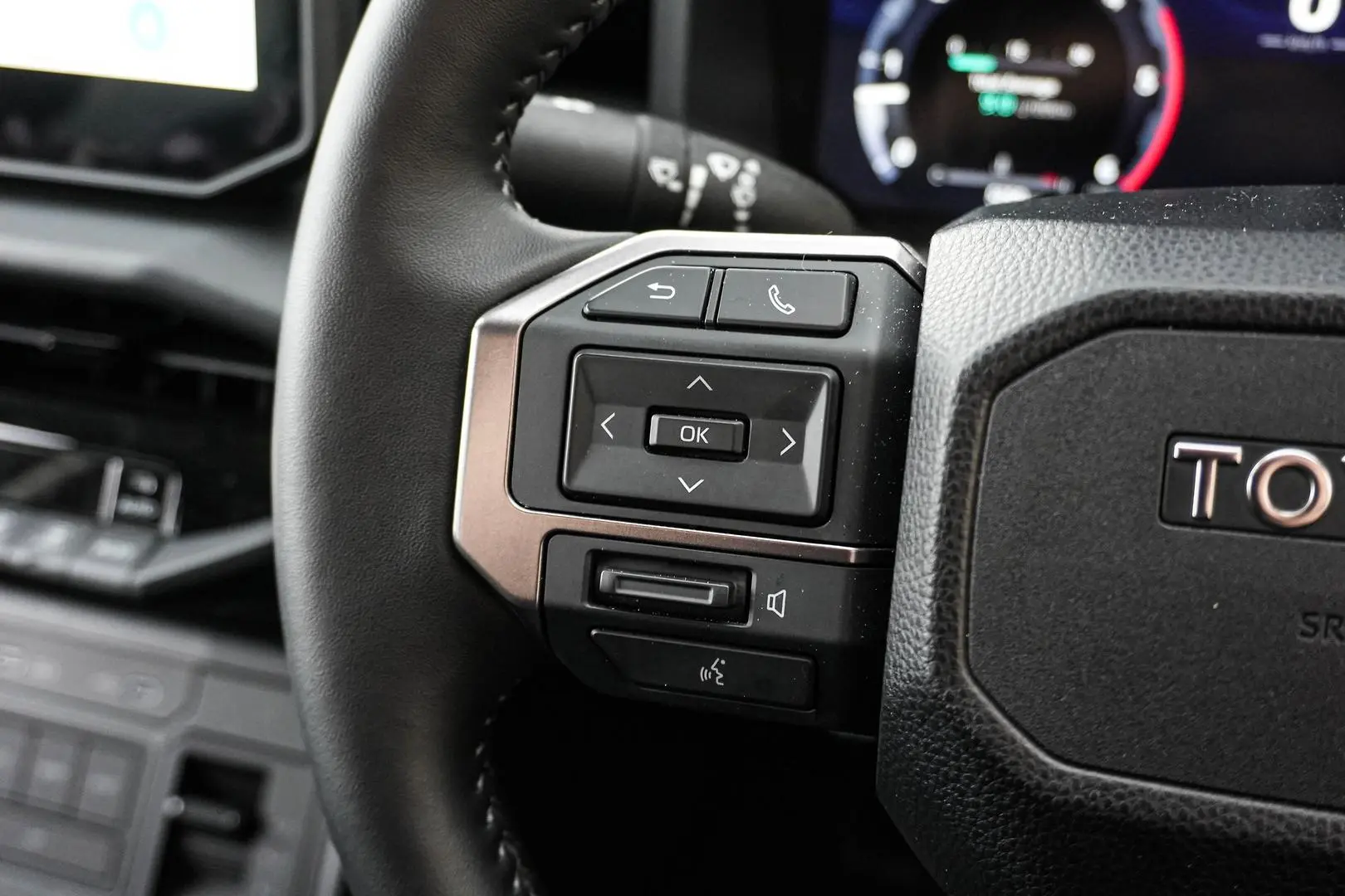 2025 Toyota Hilux Gallery Image 20