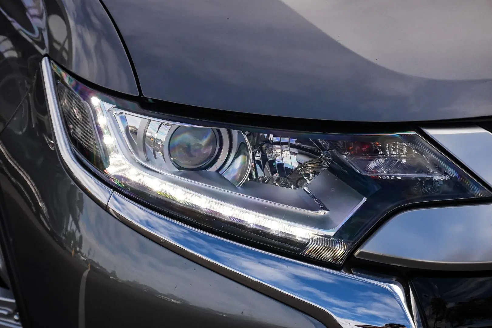 2021 Mitsubishi Outlander Gallery Image 7