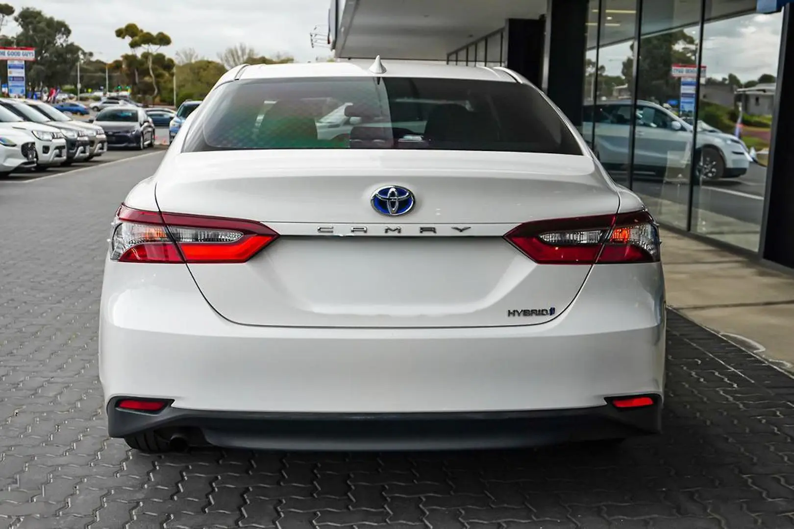 2021 Toyota Camry Gallery Image 6