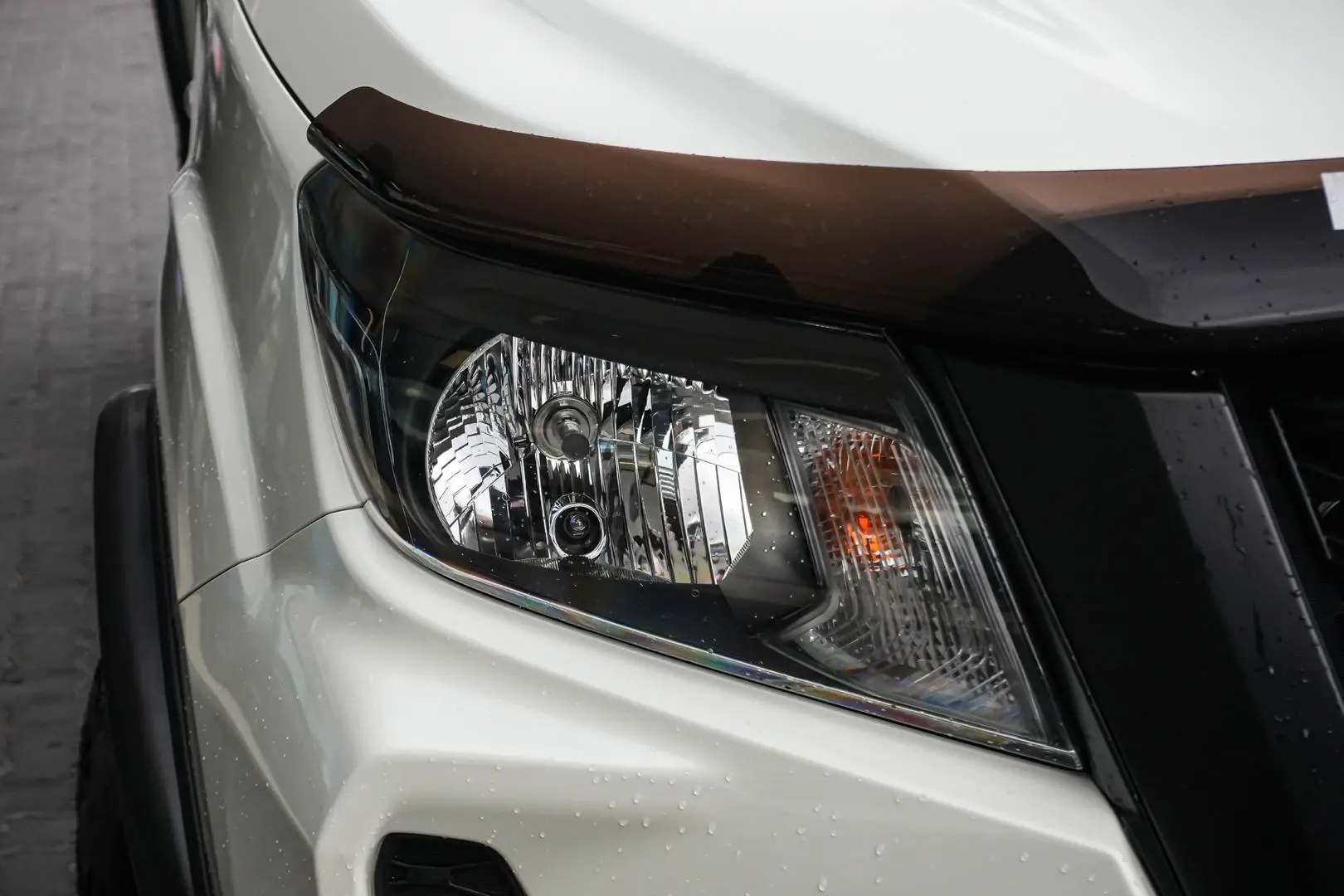 2022 Nissan Navara Gallery Image 12
