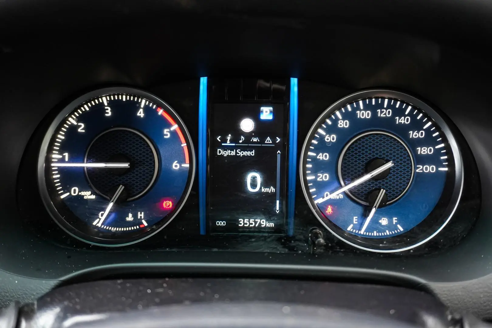 2022 Toyota Fortuner Gallery Image 15