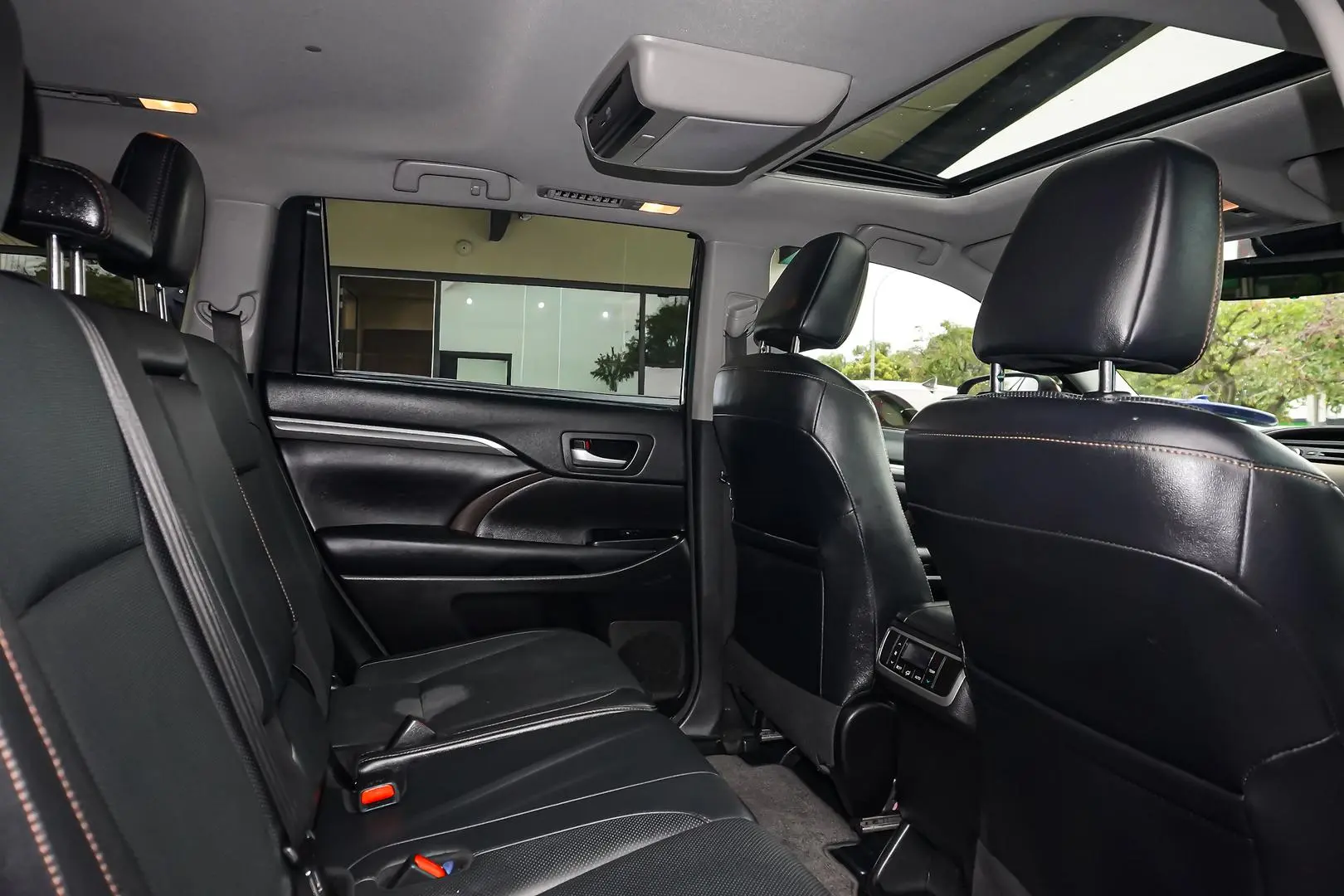 2018 Toyota Kluger Gallery Image 6