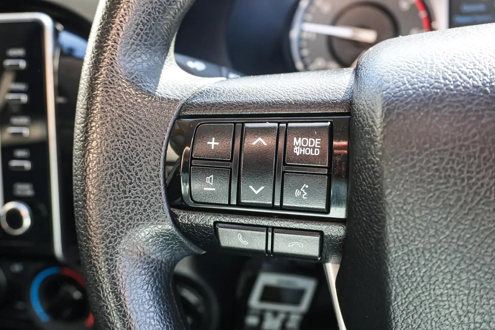 2022 Toyota Hilux Gallery Image 22