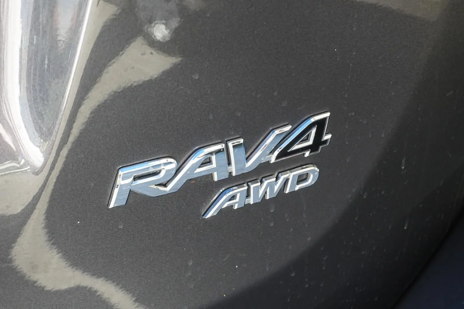 2015 Toyota RAV4 Gallery Image 15
