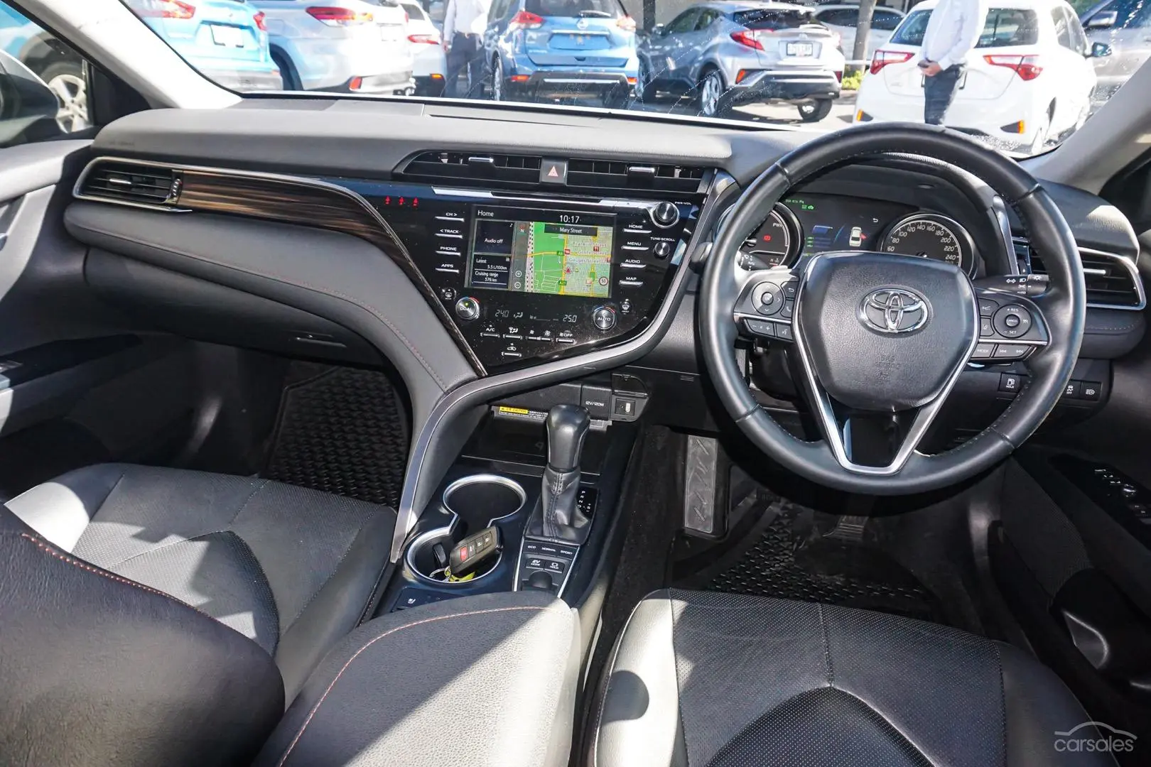 2019 Toyota Camry Image 9