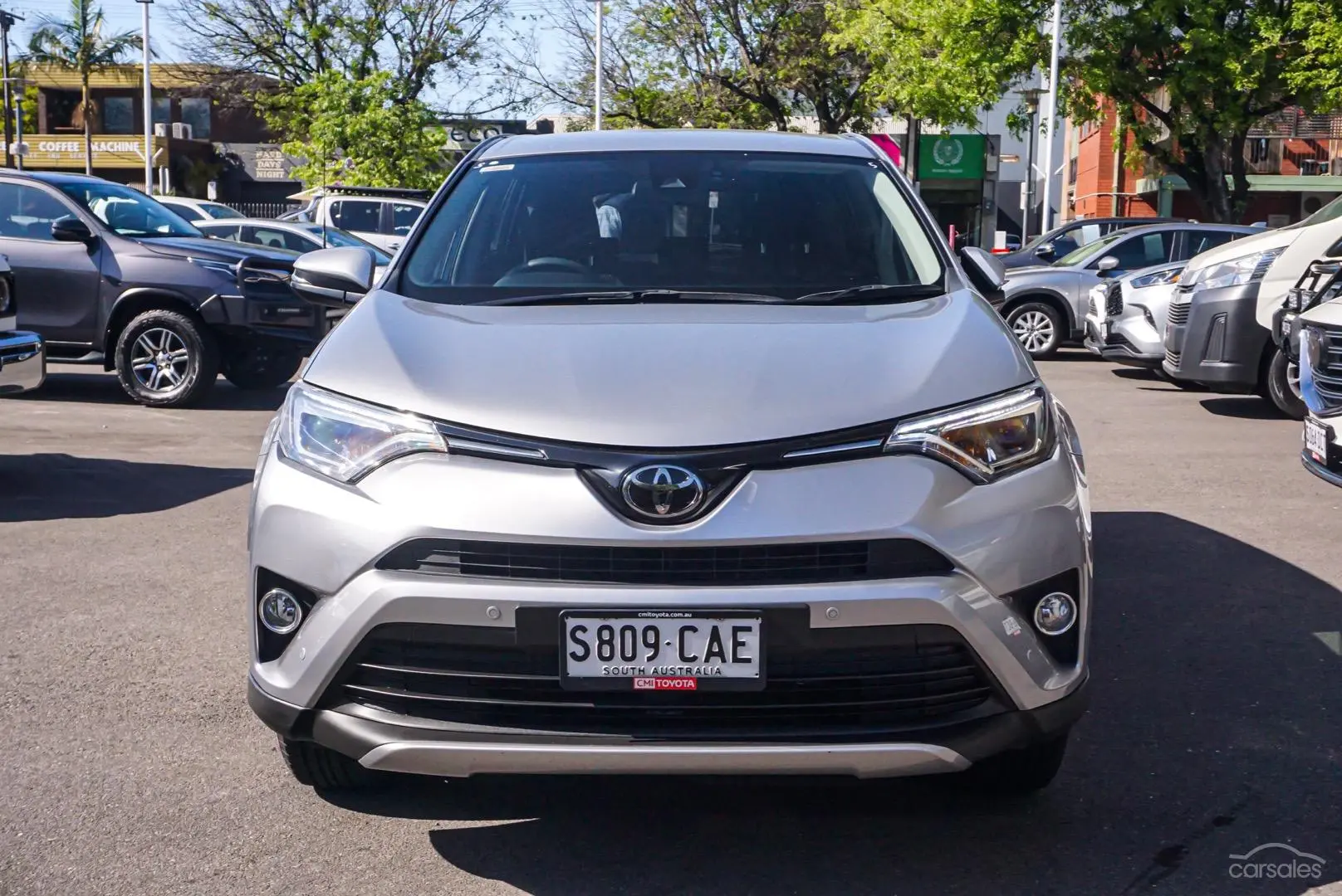 2018 Toyota RAV4 Image 5