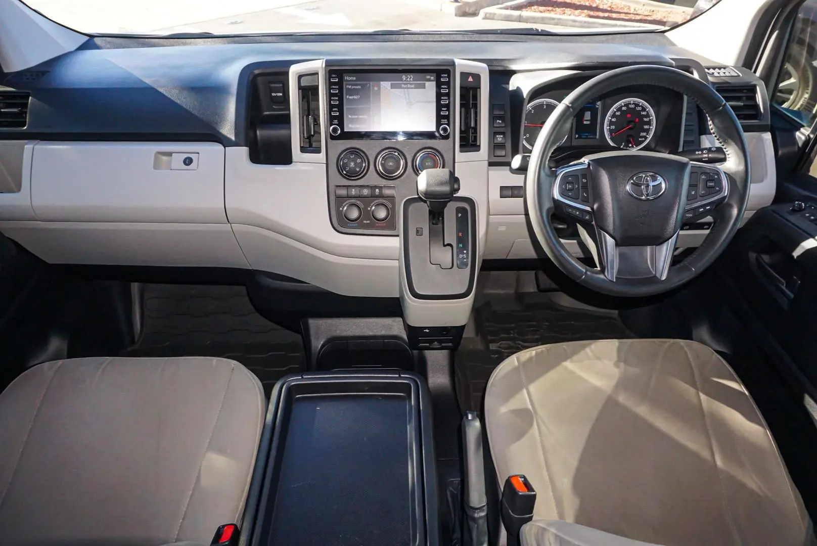 2021 Toyota Hiace Gallery Image 9