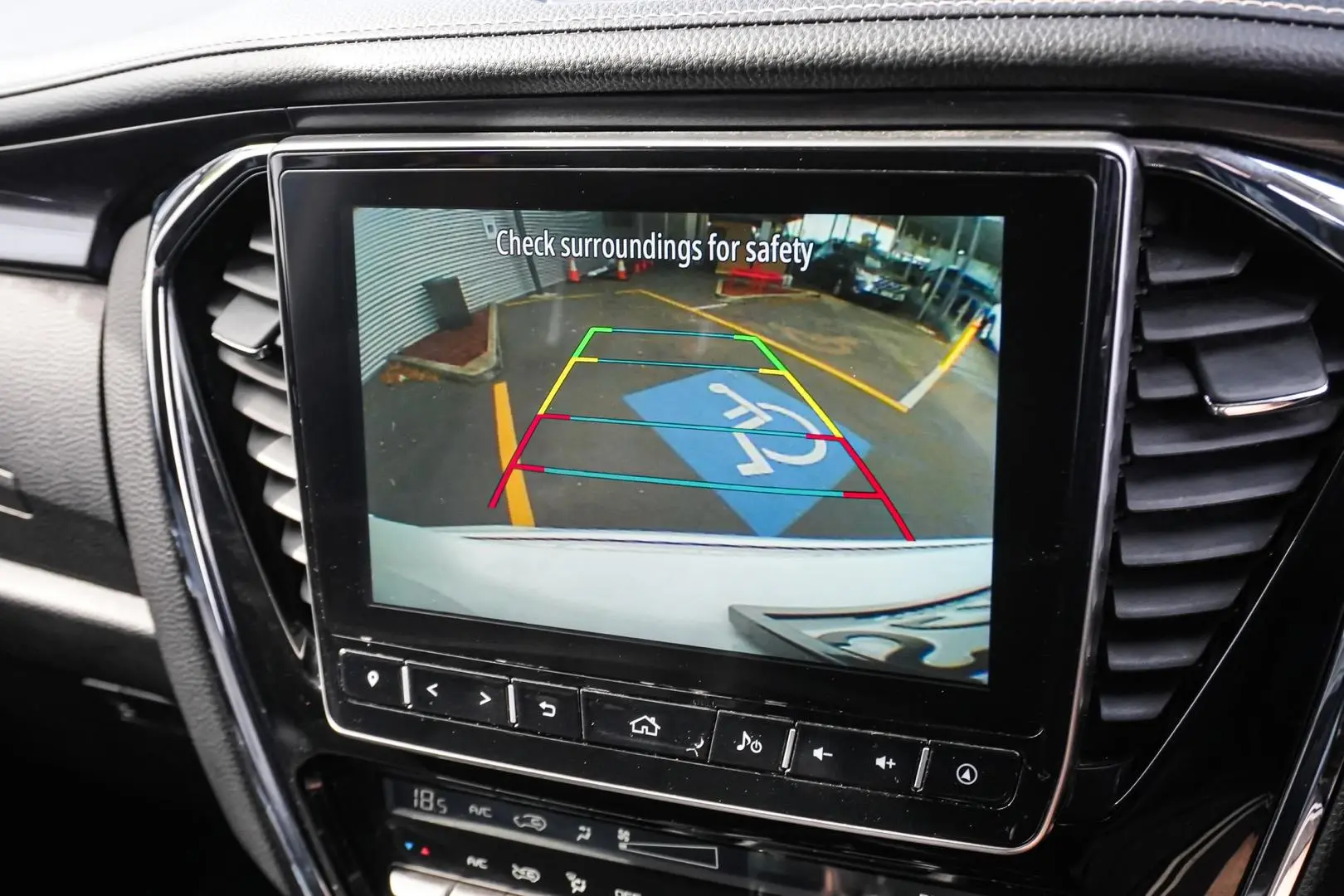 2023 Isuzu MU-X Gallery Image 24