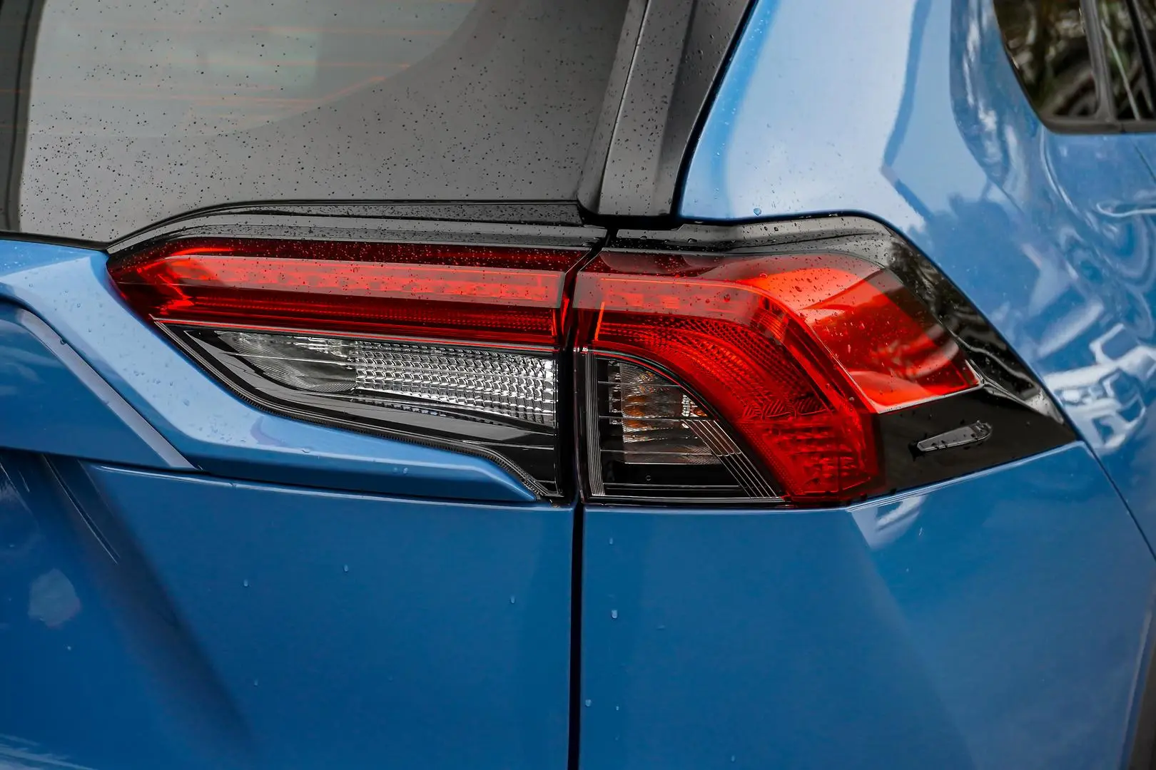 2022 Toyota RAV4 Gallery Image 12