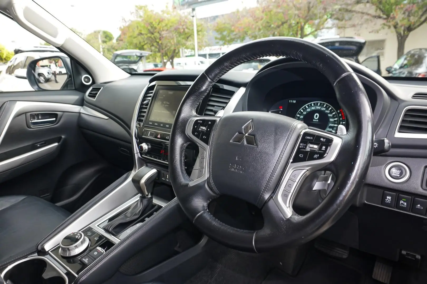 2022 Mitsubishi Pajero Sport Gallery Image 6