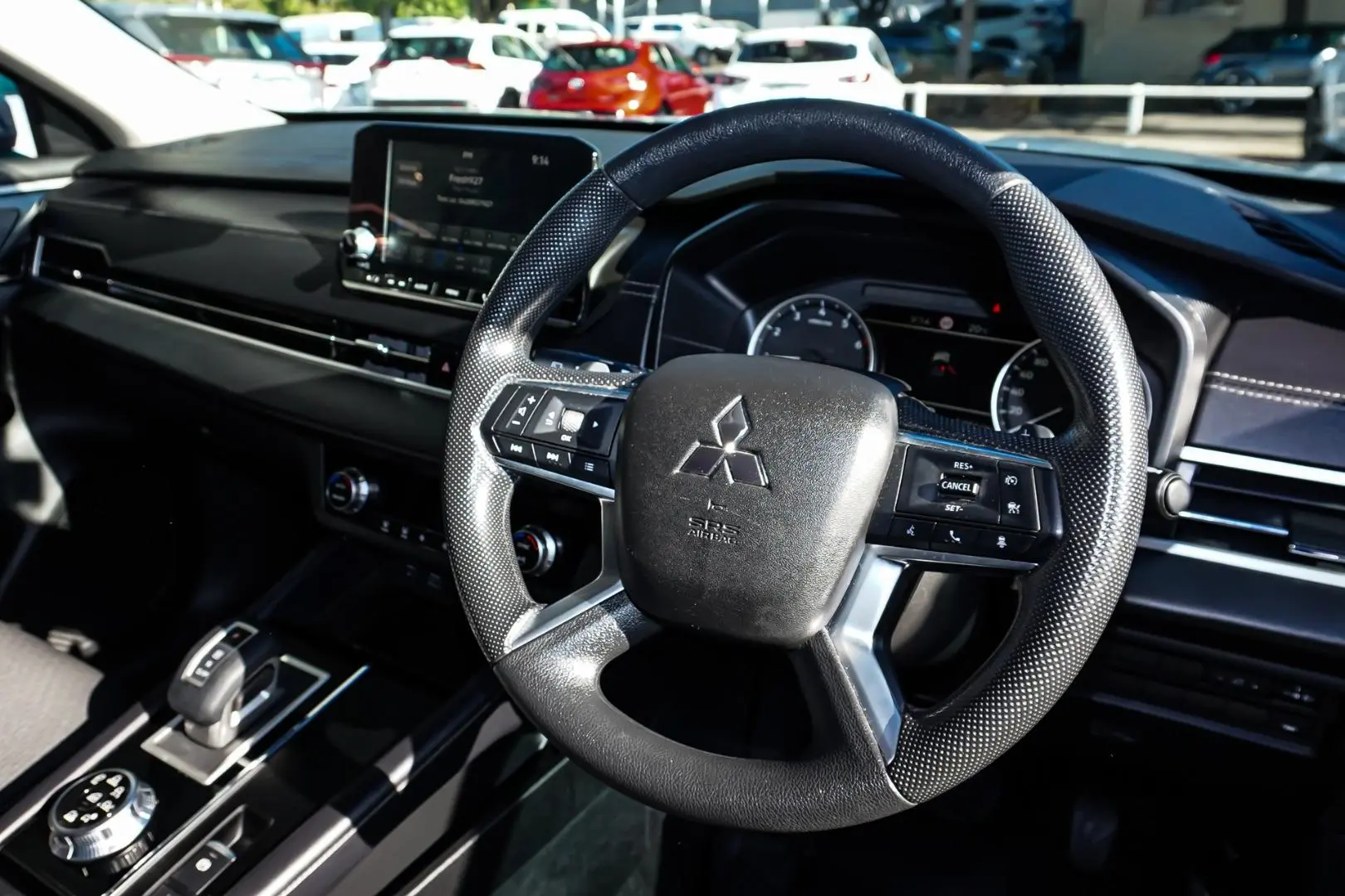 2023 Mitsubishi Outlander Gallery Image 6