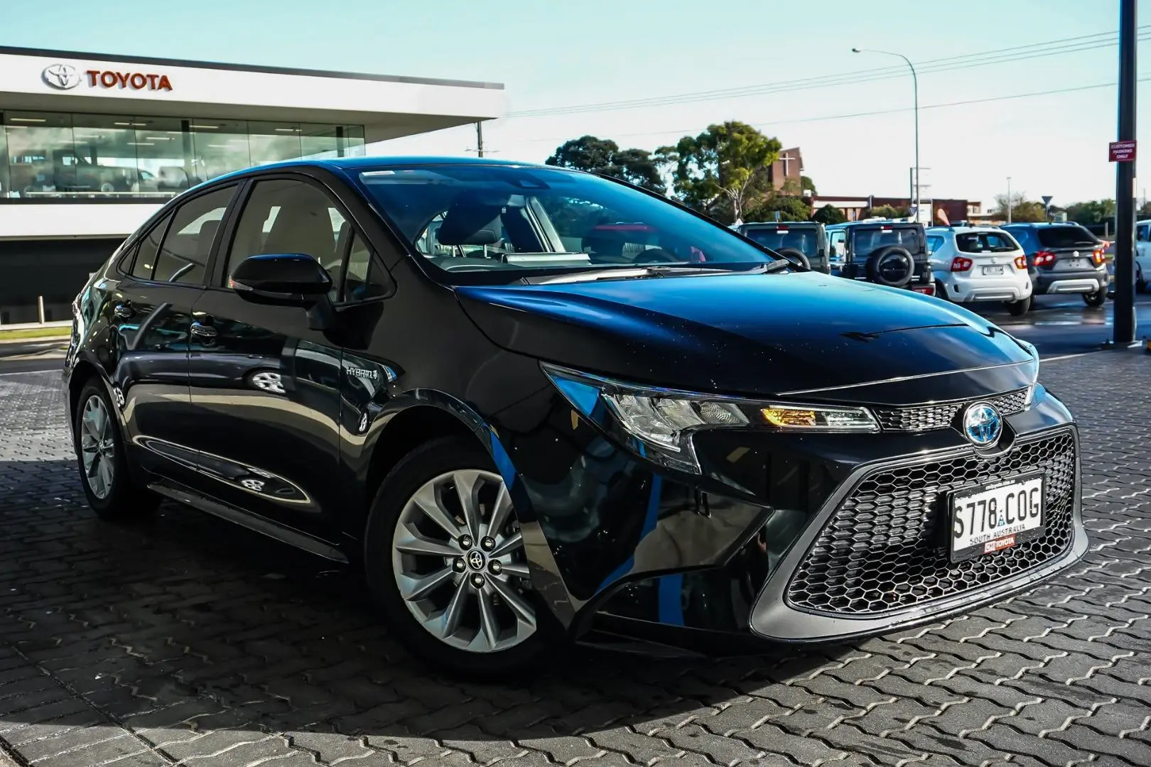 2022 Toyota Corolla Gallery Image 2