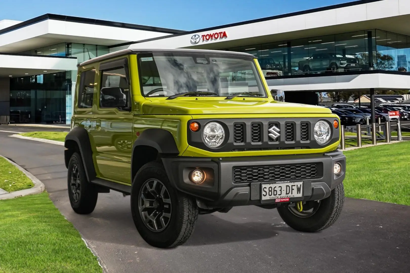 2024 Suzuki Jimny Gallery Image 1