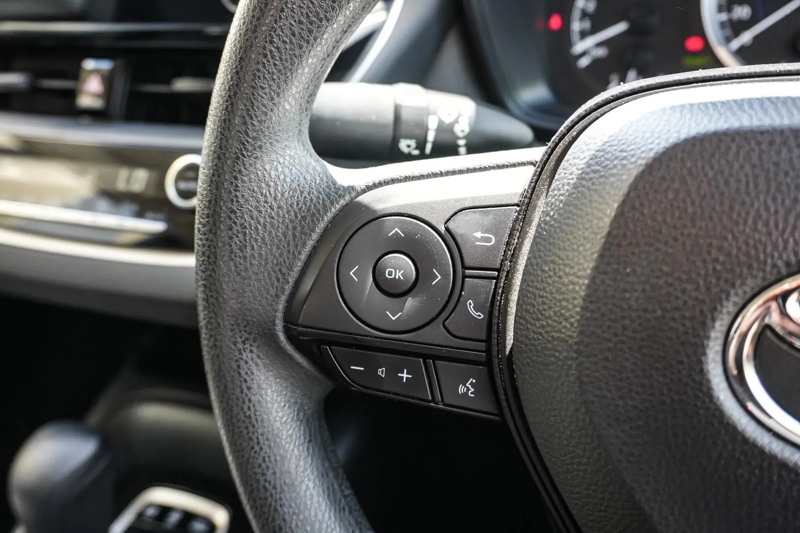 2021 Toyota Corolla Gallery Image 21