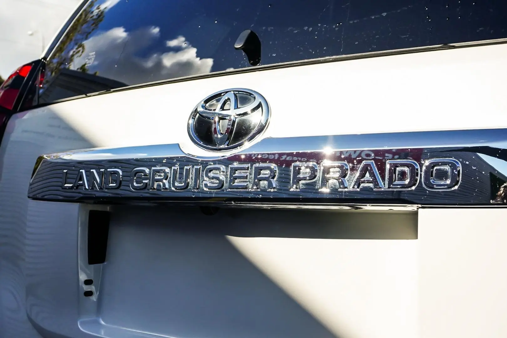 2021 Toyota Landcruiser Prado Gallery Image 16