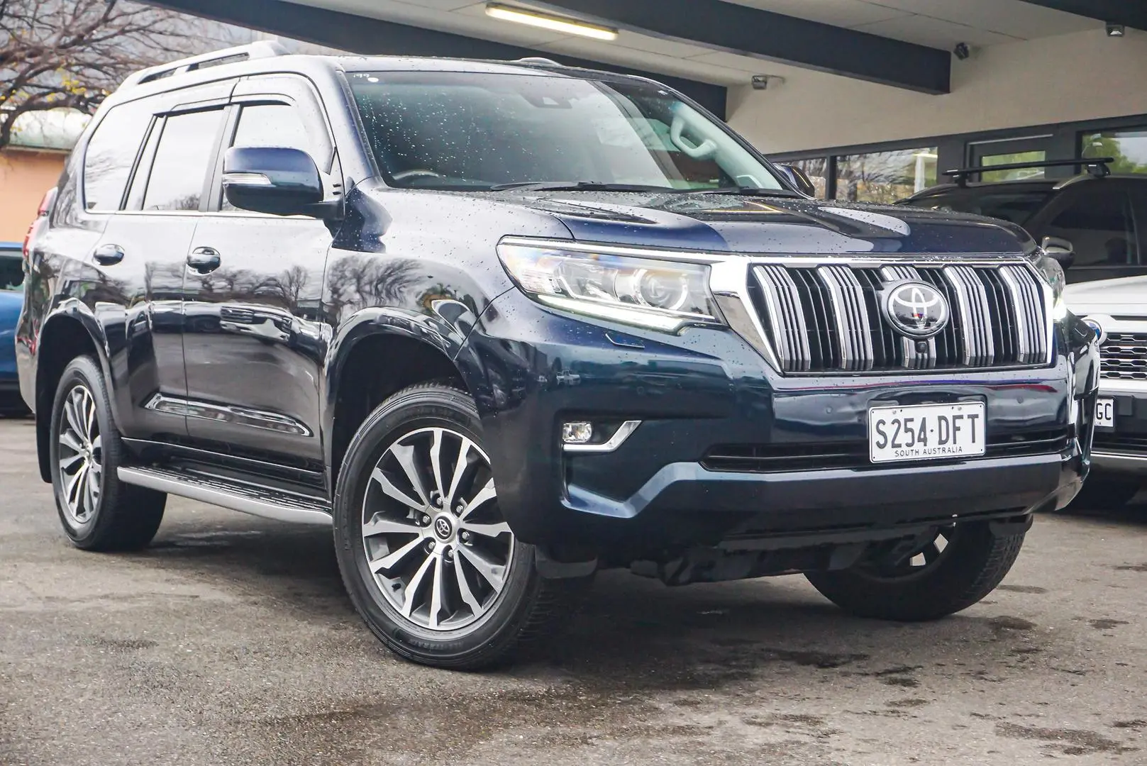 2021 Toyota Landcruiser Prado Gallery Image 2