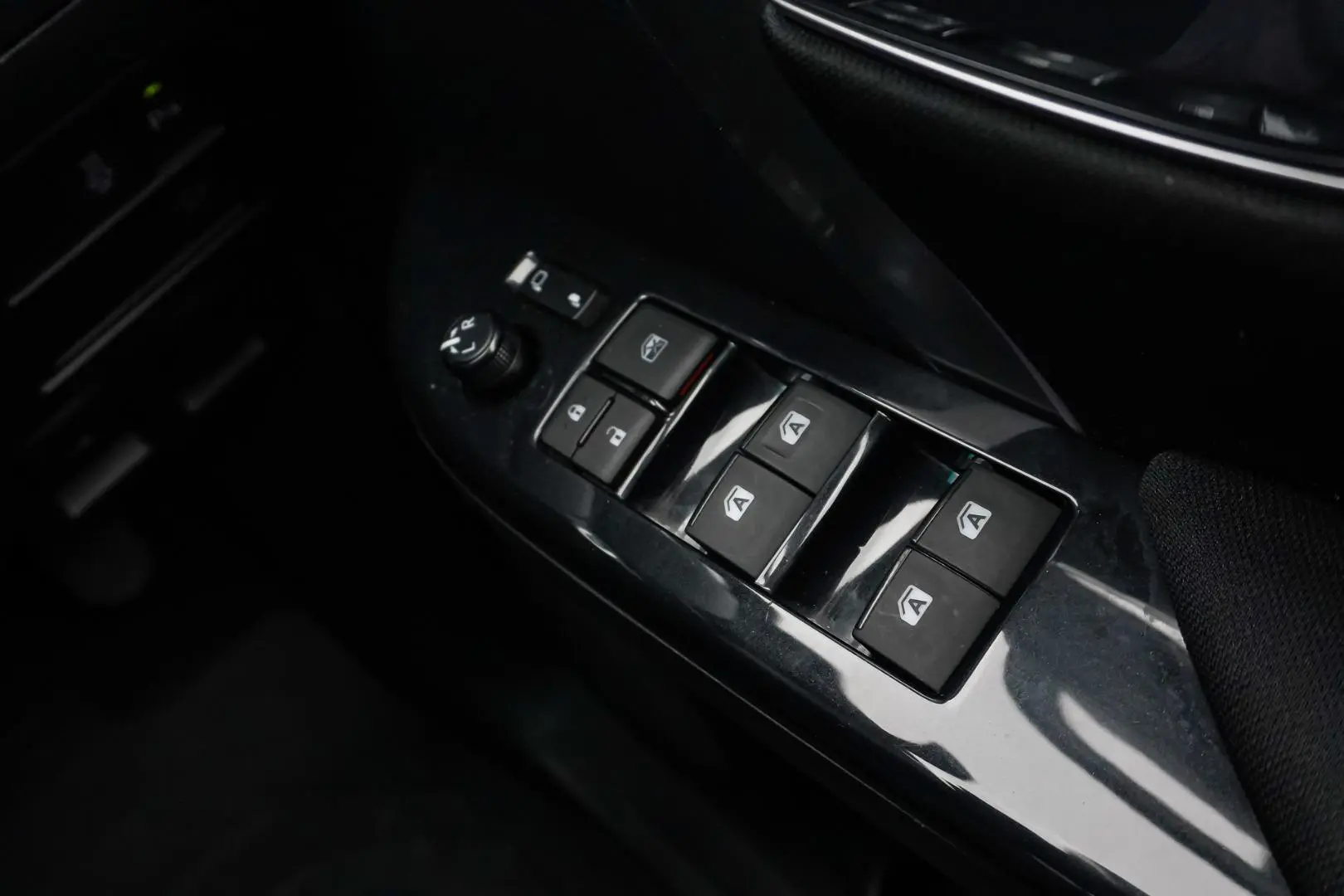 2024 Toyota Fortuner Gallery Image 21