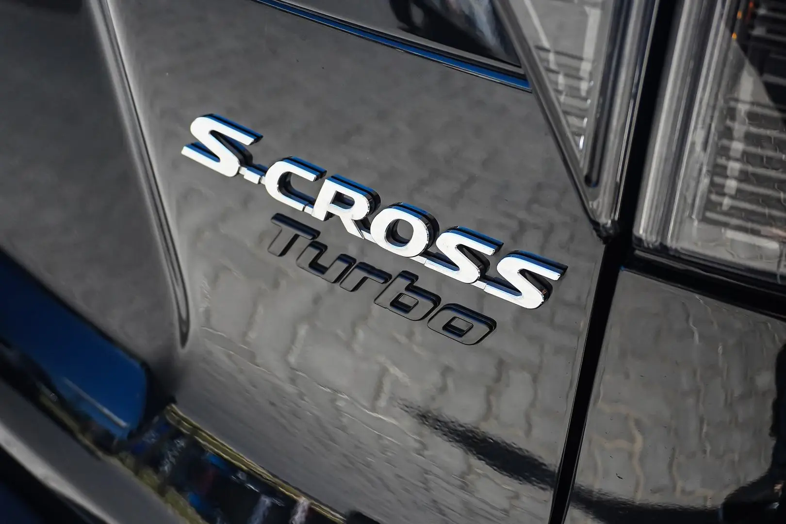 2023 Suzuki S-Cross Gallery Image 16