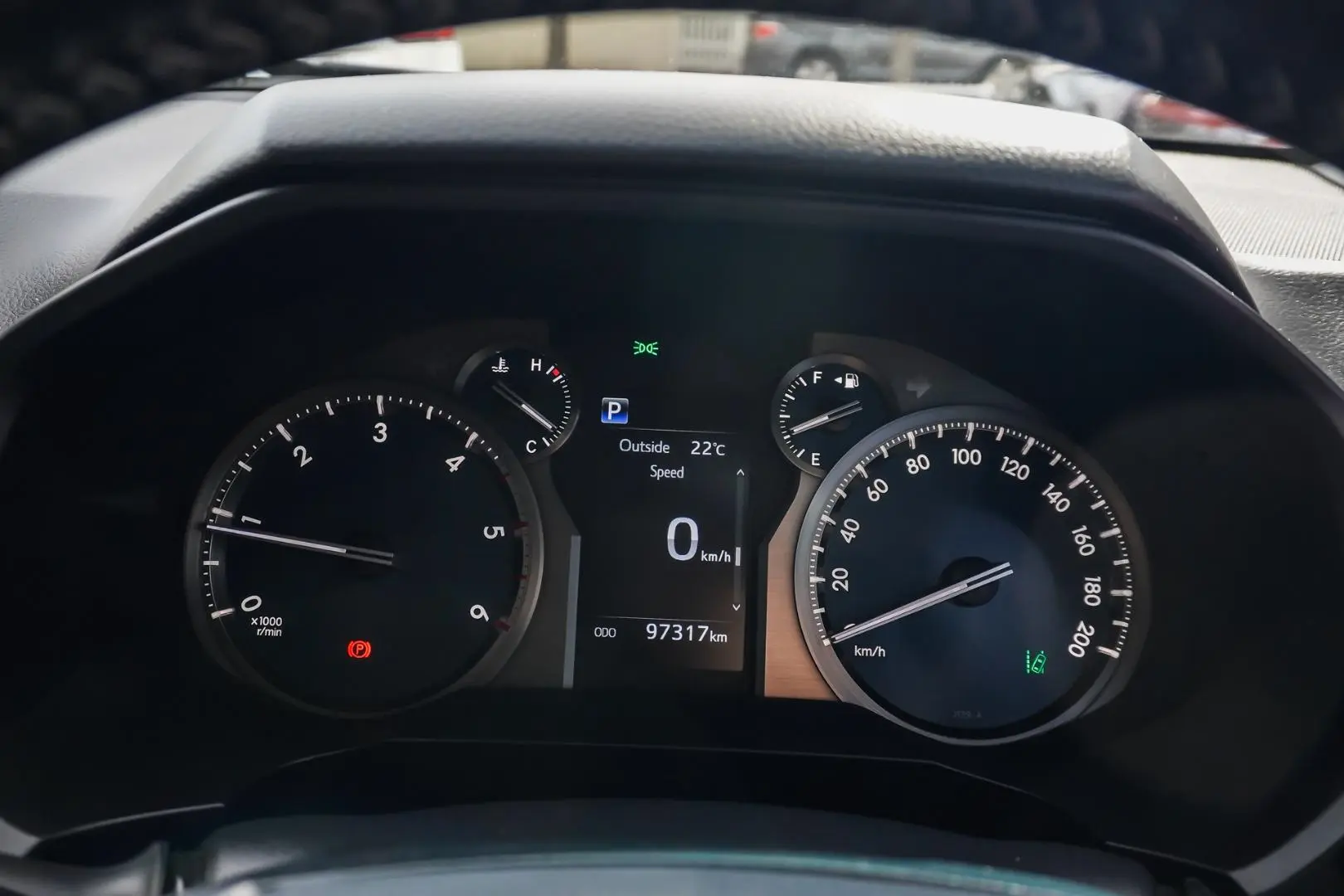 2018 Toyota Landcruiser Prado Gallery Image 18