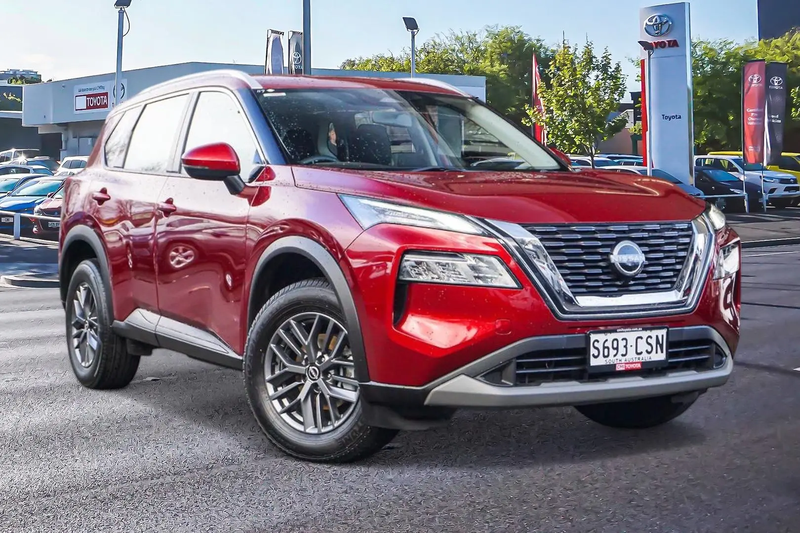 2022 Nissan X-TRAIL Gallery Image 1