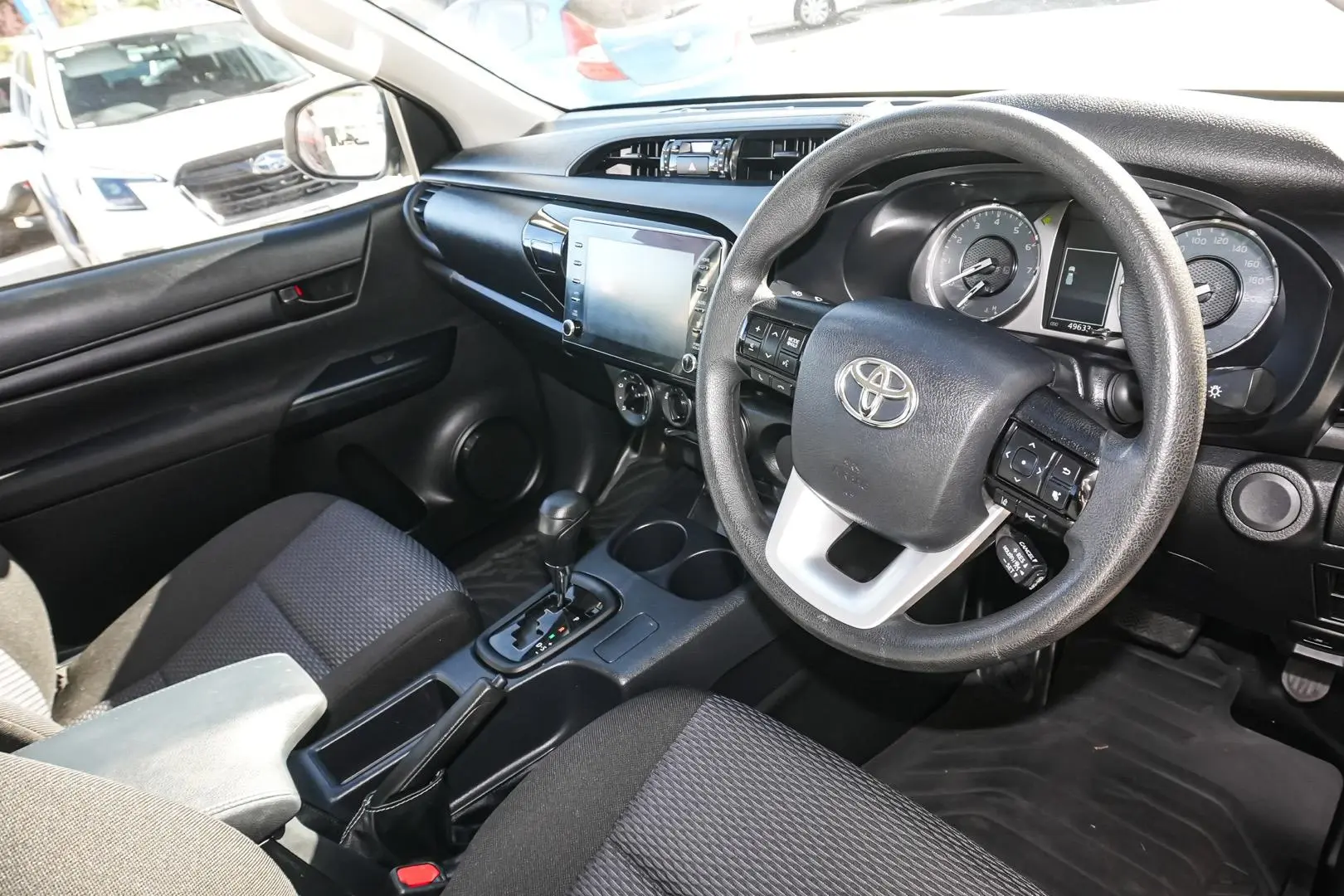 2023 Toyota Hilux Gallery Image 14