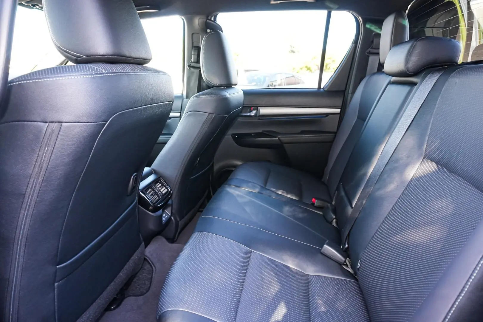 2024 Toyota Hilux Gallery Image 14