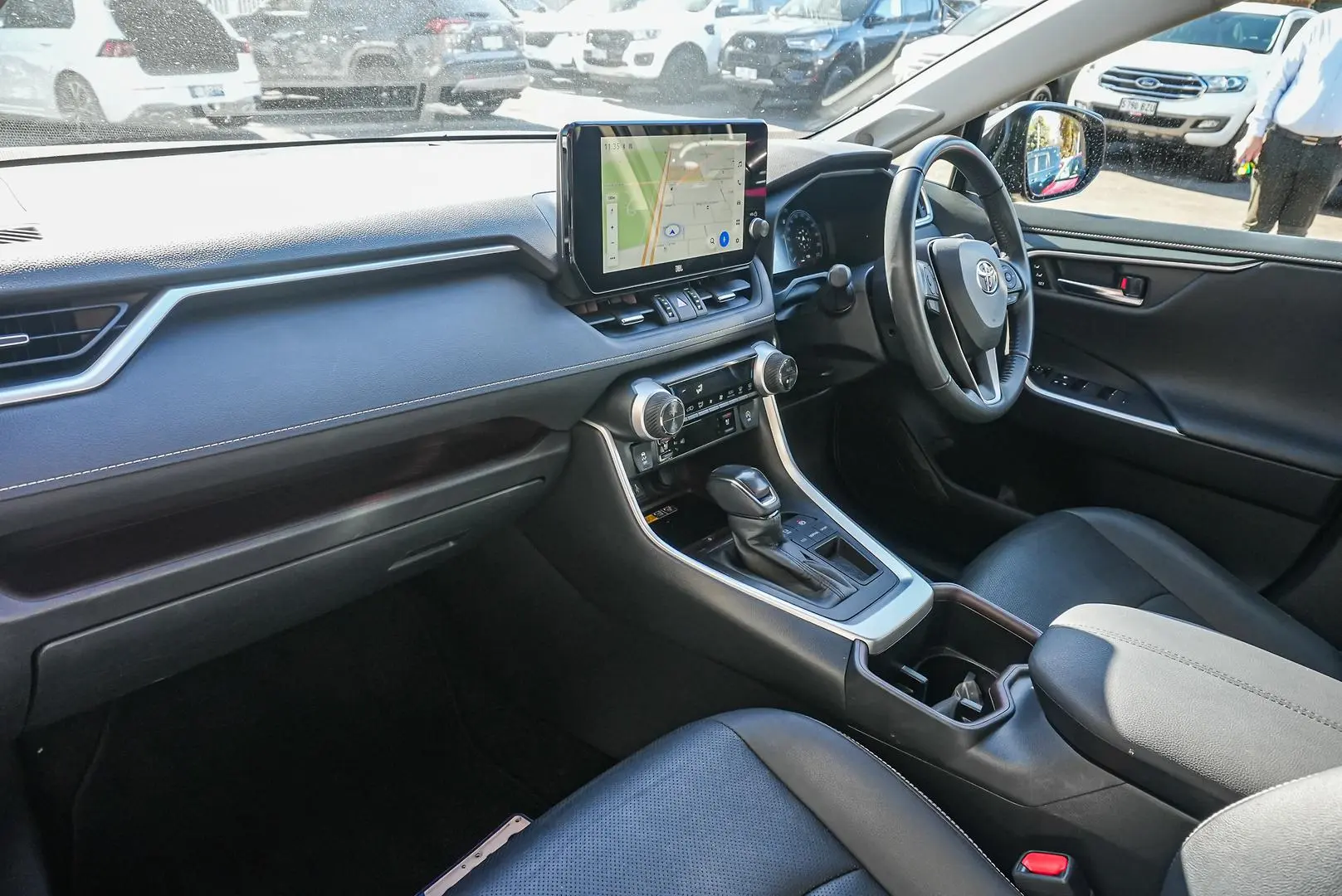 2024 Toyota RAV4 Gallery Image 10