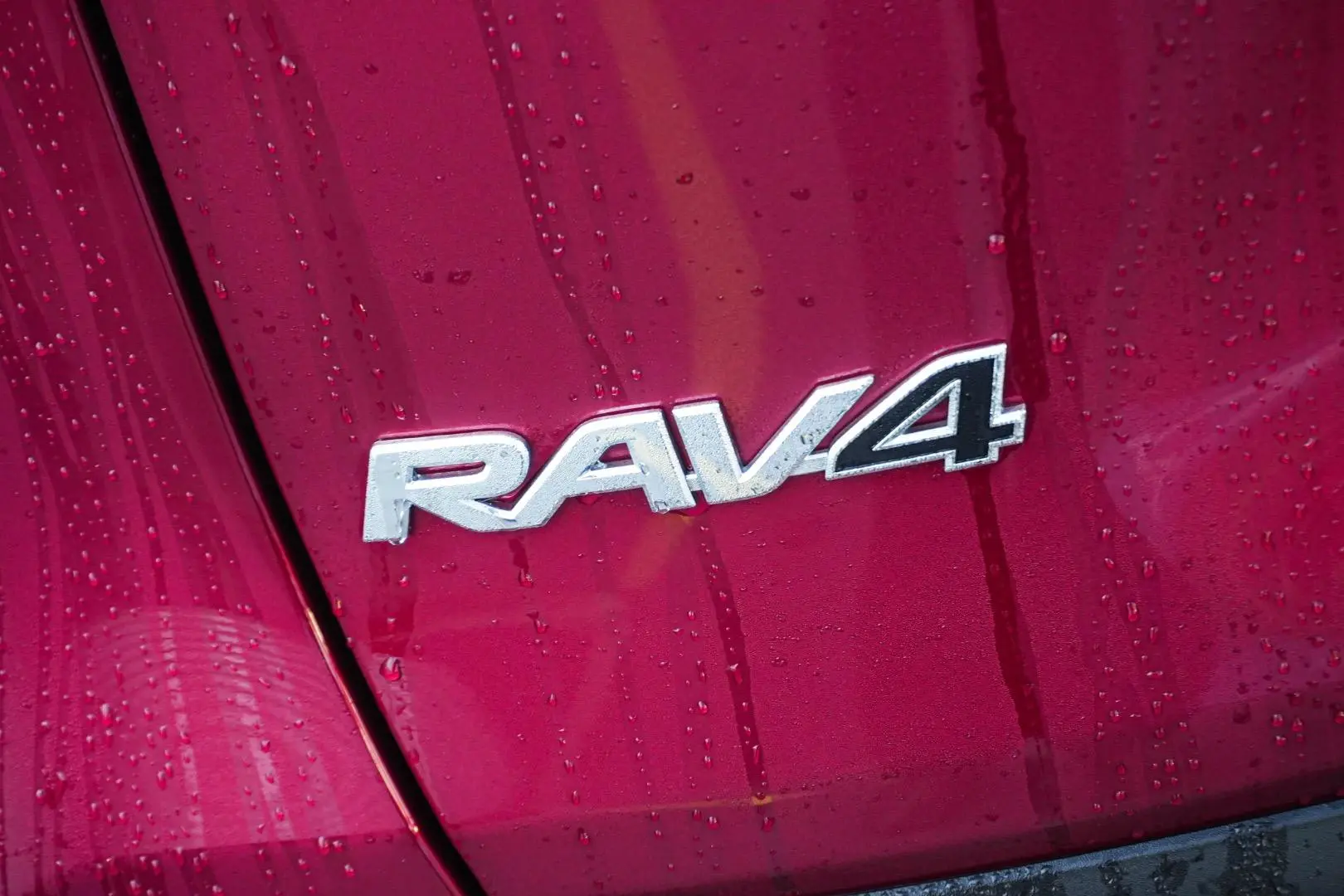 2025 Toyota RAV4 Gallery Image 15