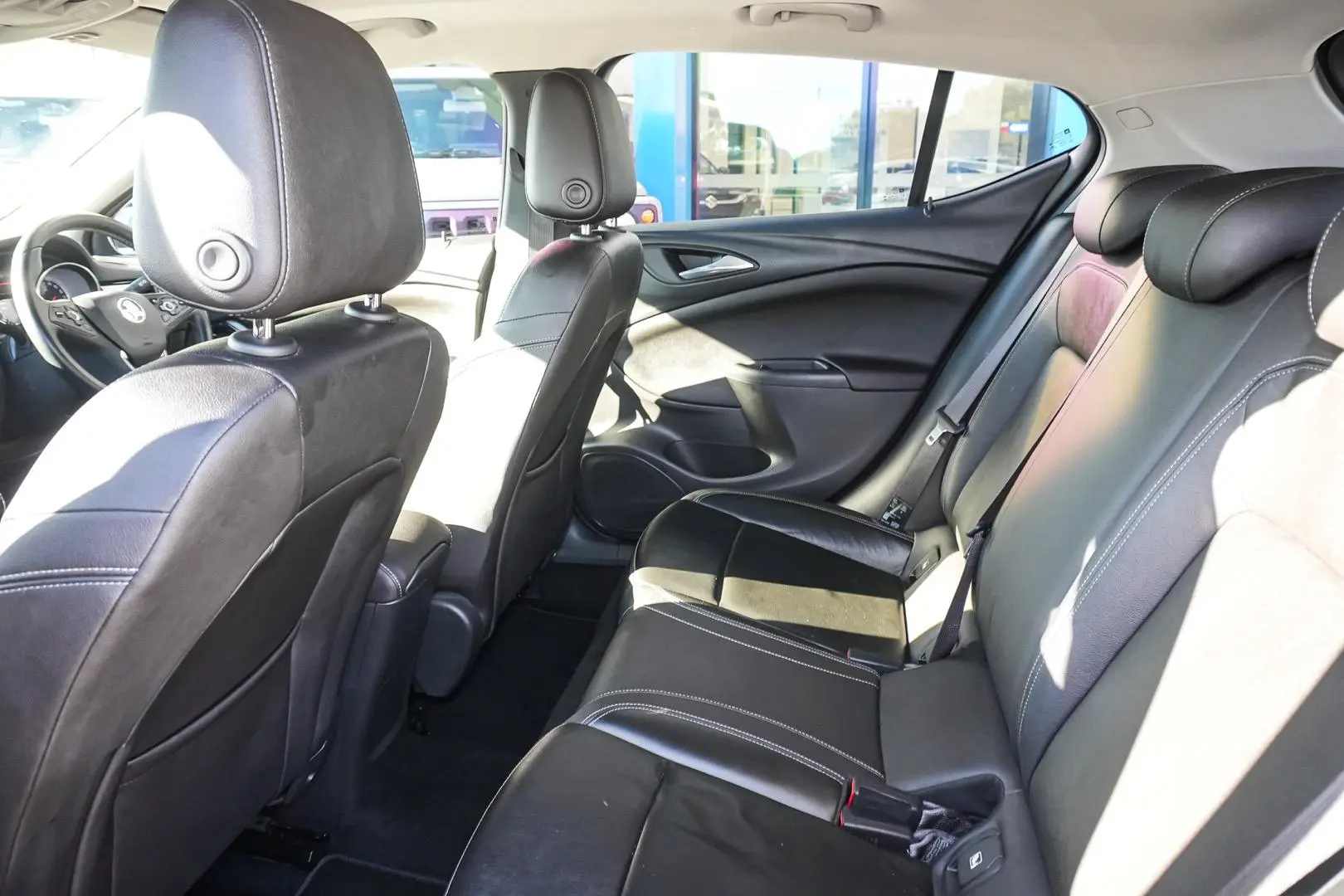 2017 Holden Astra Gallery Image 8