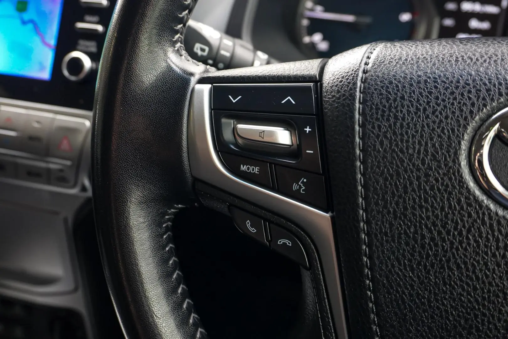 2021 Toyota Landcruiser Prado Gallery Image 19