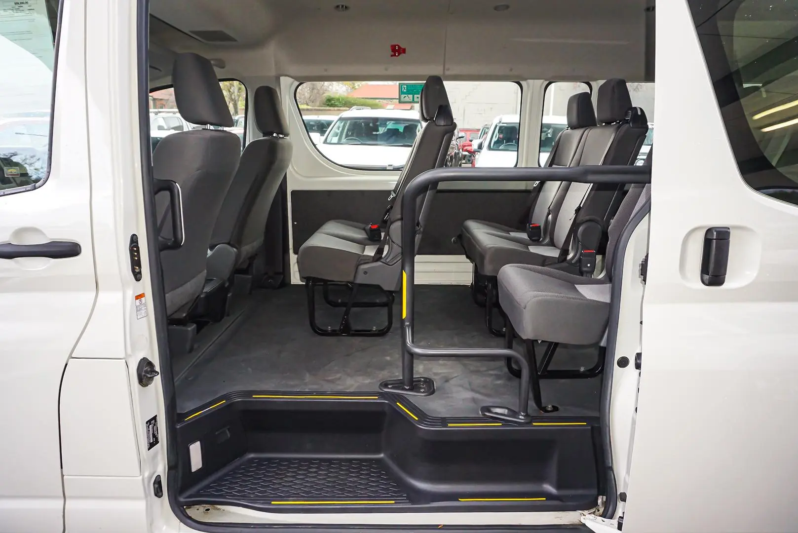 2020 Toyota Hiace Gallery Image 12