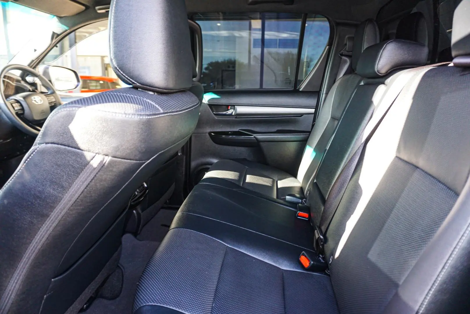 2022 Toyota Hilux Gallery Image 8