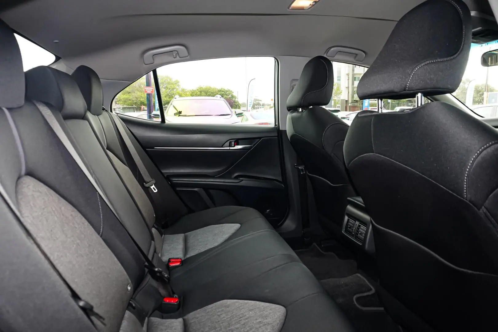 2021 Toyota Camry Gallery Image 8