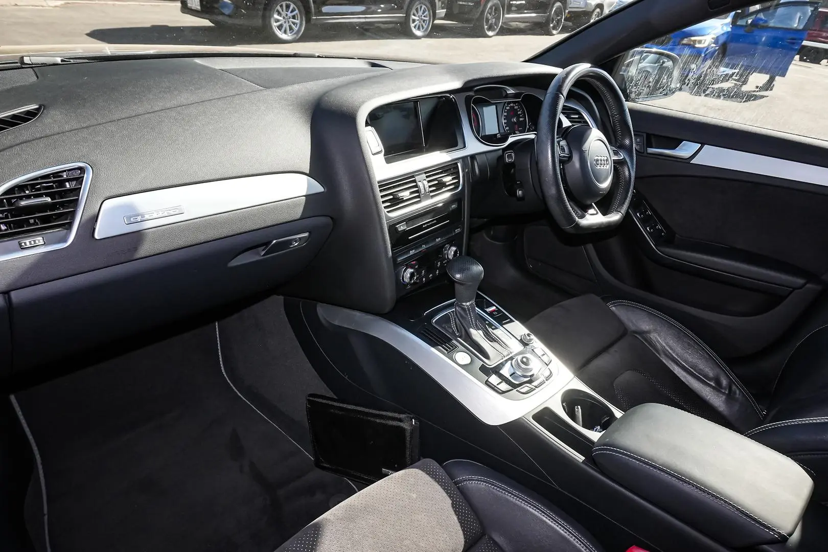 2015 Audi A4 Gallery Image 12