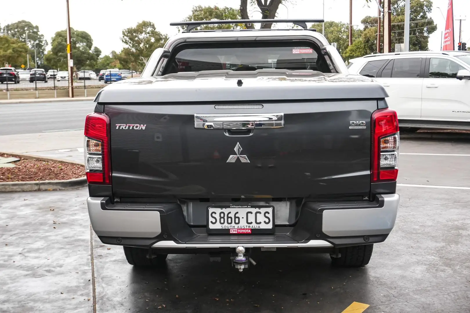 2019 Mitsubishi Triton Gallery Image 6