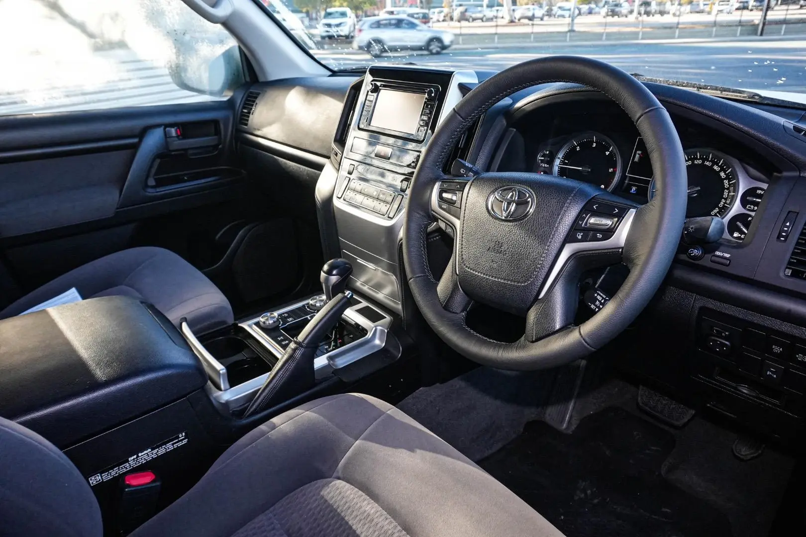 2018 Toyota Landcruiser Gallery Image 7