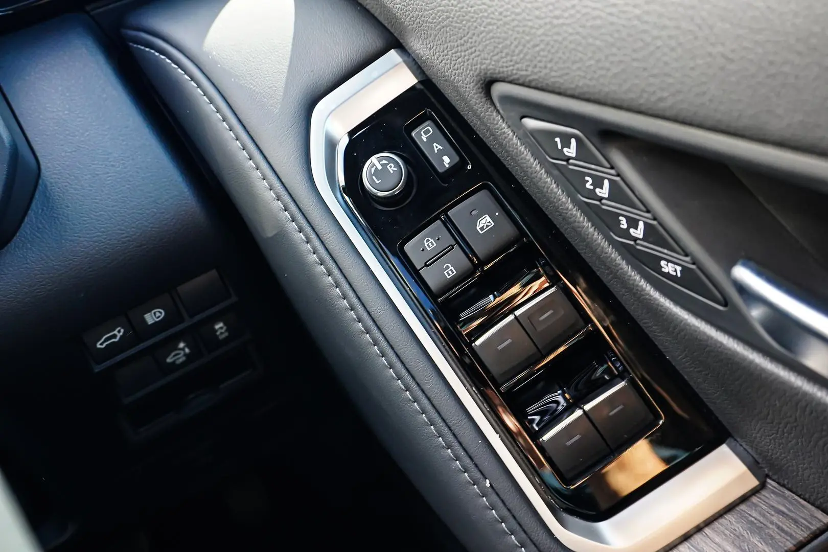 2024 Toyota Landcruiser Gallery Image 22