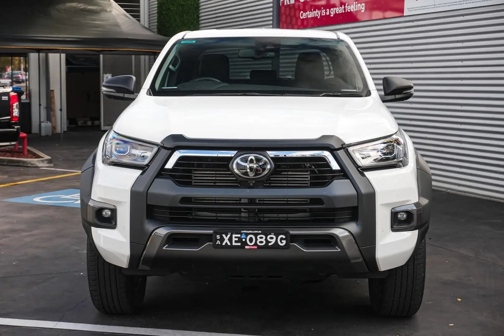 2024 Toyota Hilux Gallery Image 5
