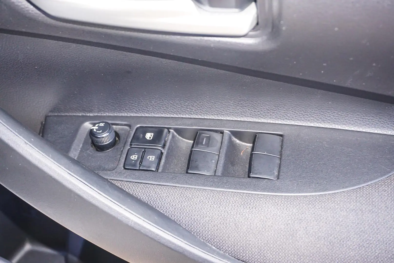 2023 Toyota Corolla Gallery Image 19