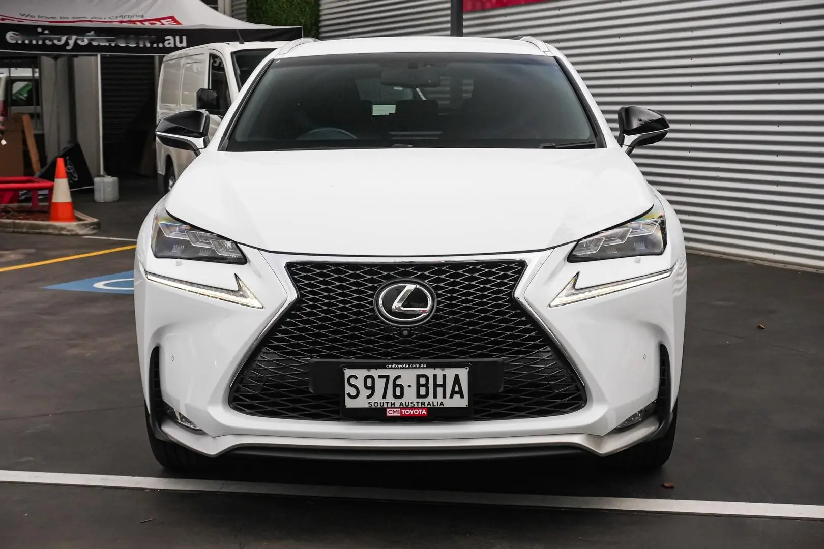 2015 Lexus NX Gallery Image 4