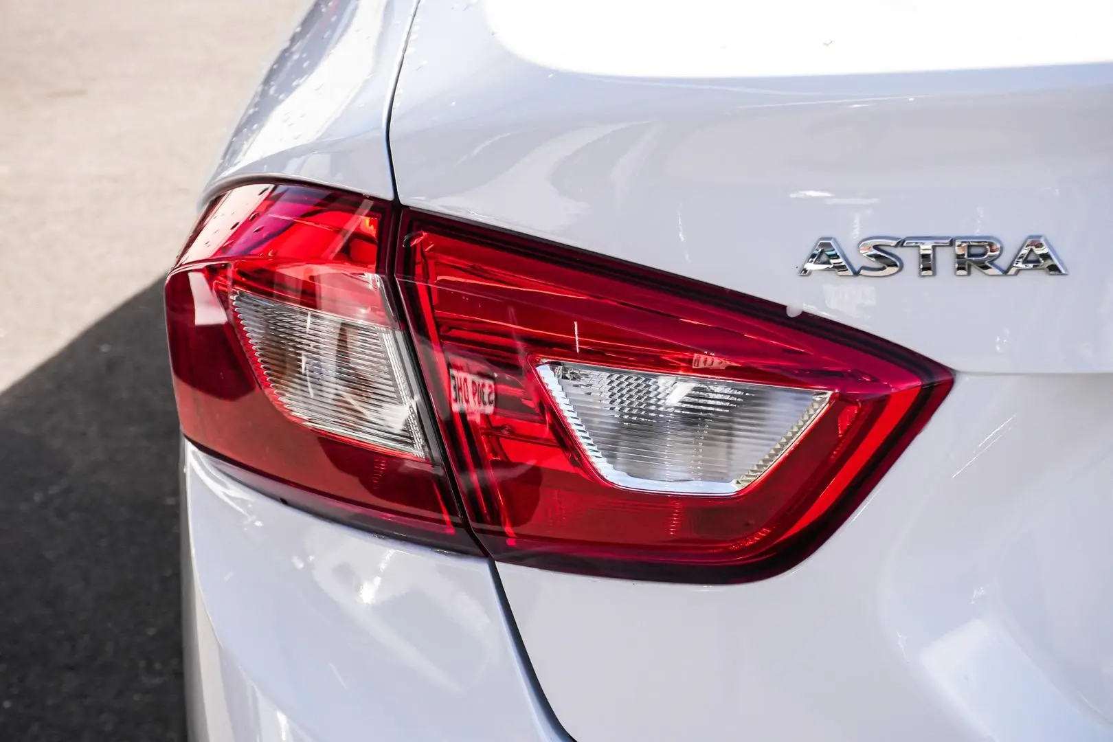 2018 Holden Astra Gallery Image 13
