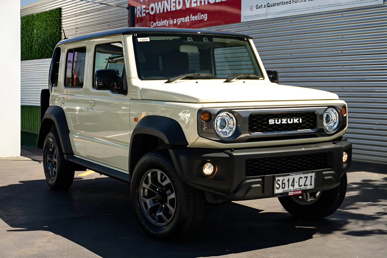 2023 Suzuki Jimny Gallery Image 2
