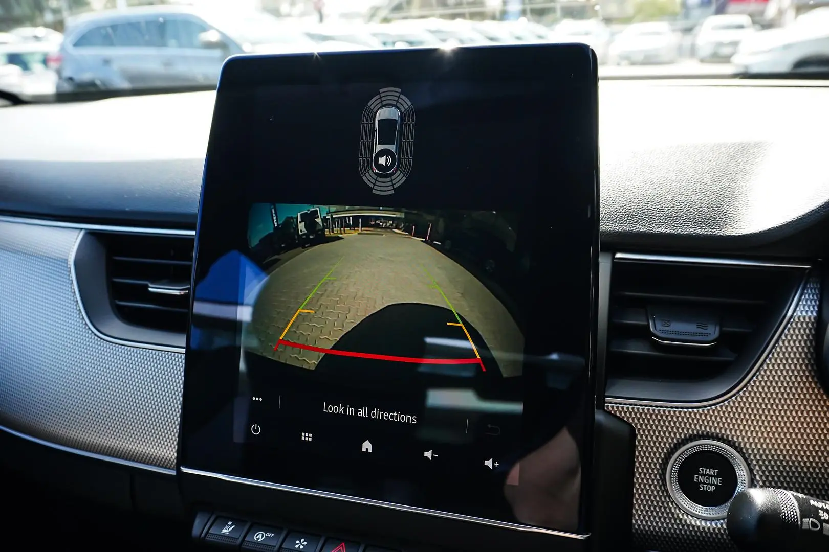 2022 Renault Arkana Gallery Image 24