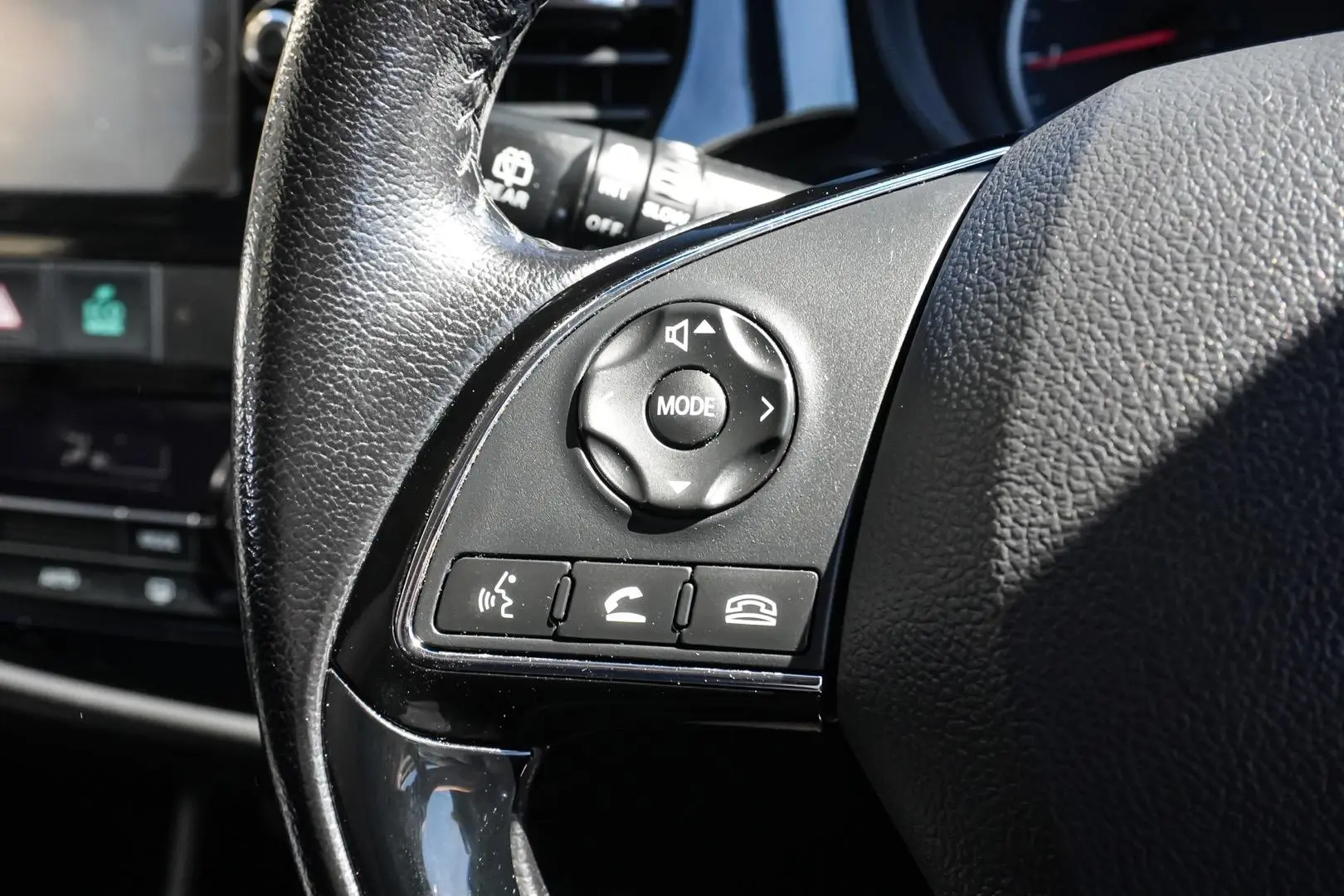 2016 Mitsubishi Outlander Gallery Image 19